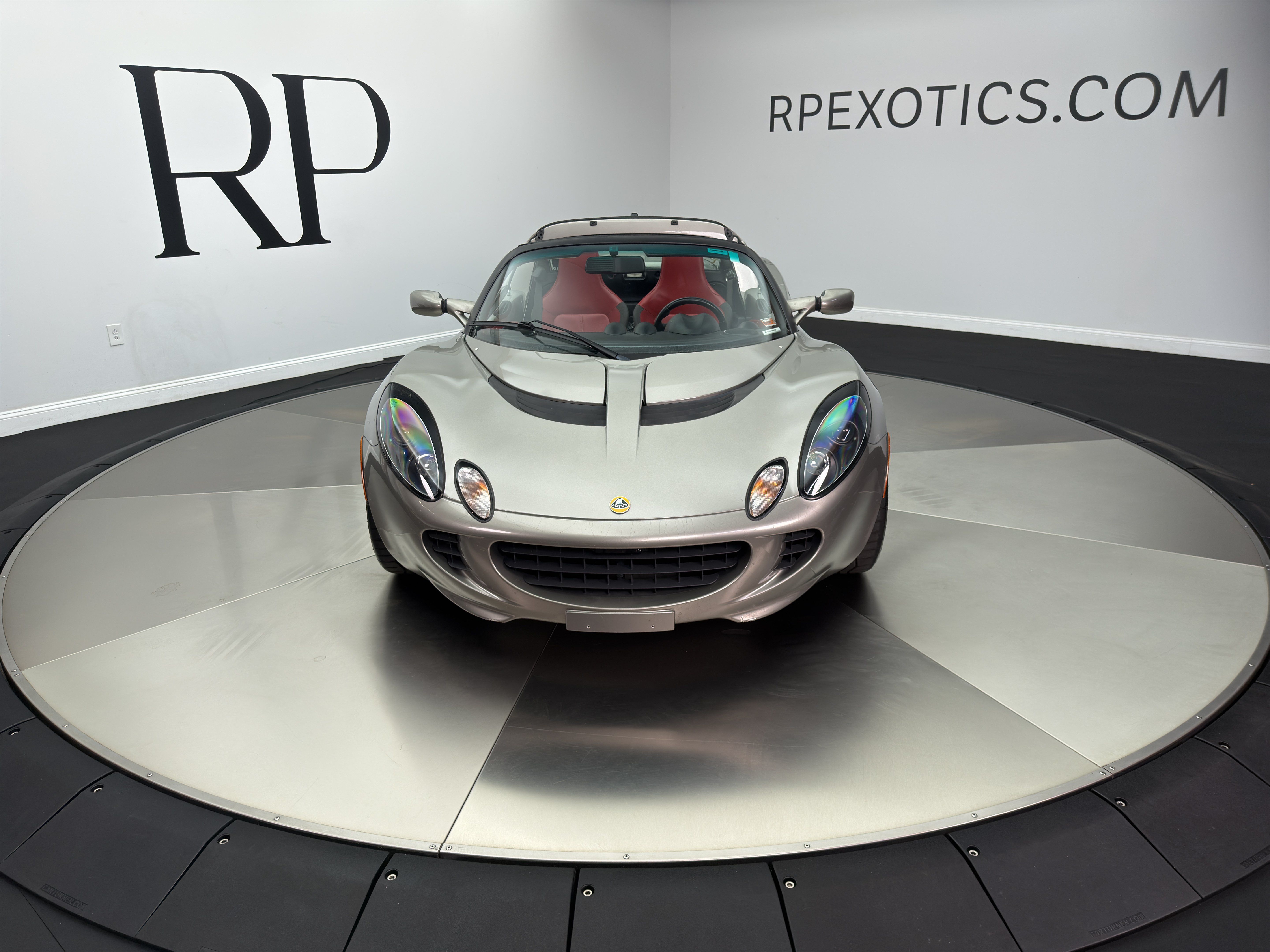 Used 2005 Lotus Elise RWD image 2
