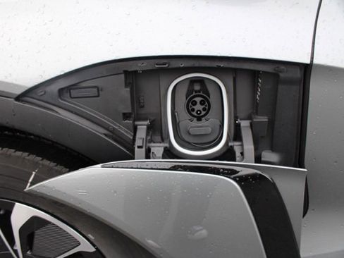 New 2024 Chevrolet Blazer EV LT image 41