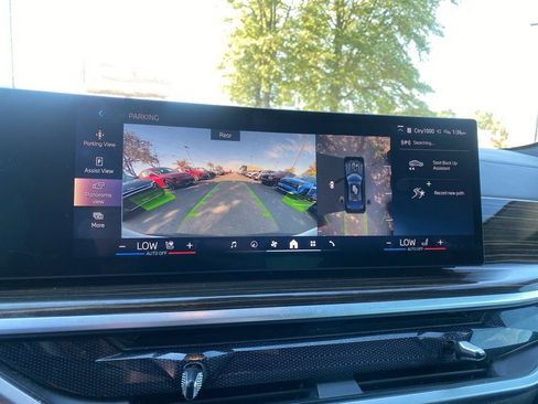 Used 2024 BMW X6 xDrive40i image 17