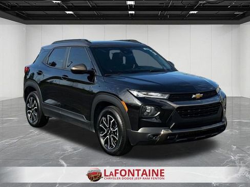 Used 2021 Chevrolet TrailBlazer ACTIV w/ Convenience Package FWD image 7