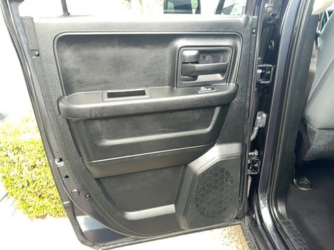 Used 2017 RAM 1500 Express image 16