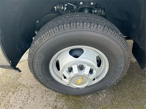 New 2025 Chevrolet Silverado 3500 W/T w/ WT Convenience Package image 31