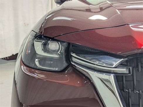 Used 2024 MAZDA CX-90 Plug-In Hybrid w/ Premium Pkg image 31