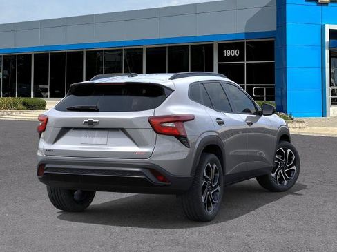 New 2026 Chevrolet Trax RS w/ Driver Confidence Package FWD image 4