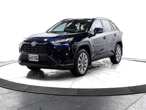 Certified 2023 Toyota RAV4 XLE Premium image 3