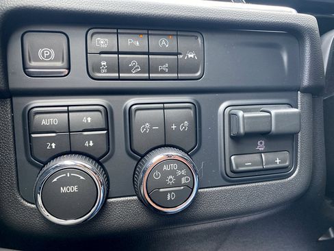 New 2026 Chevrolet Tahoe RST w/ Comfort Package AWD/4WD image 25