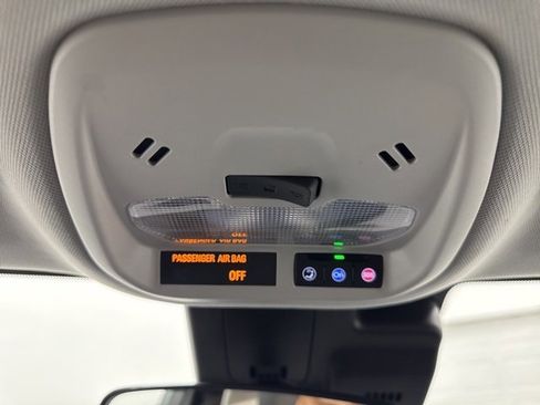 Used 2024 Chevrolet Trax LT image 21