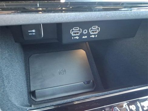 New 2025 Jeep Wagoneer Series II w/ Convenience Group I image 13