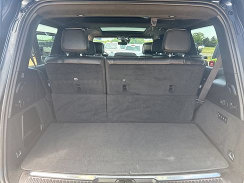 Certified 2023 Jeep Grand Wagoneer Series II AWD/4WD image 16