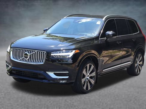 Used 2023 Volvo XC90 B6 Ultimate w/ Protection Package Premier AWD/4WD image 26