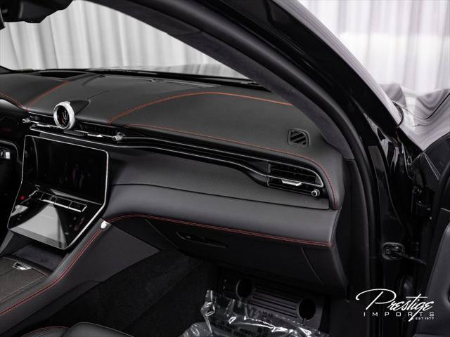 Used 2023 Maserati Grecale Trofeo AWD/4WD image 39