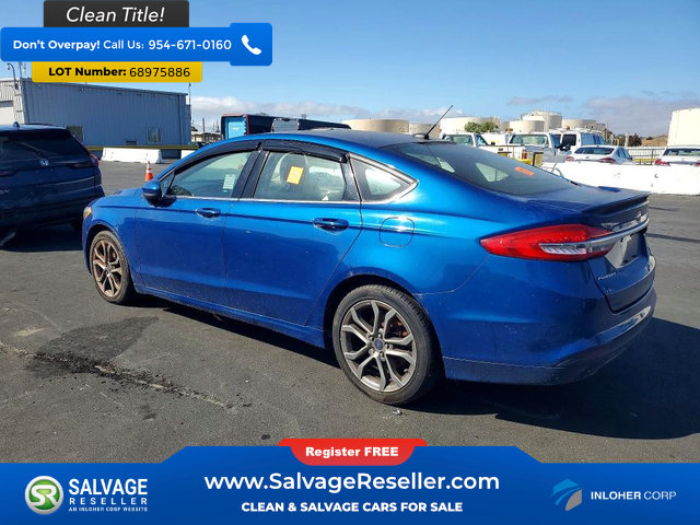 Used 2017 Ford Fusion SE w/ Equipment Group 201A FWD image 3