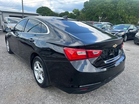 Used 2017 Chevrolet Malibu LS image 4