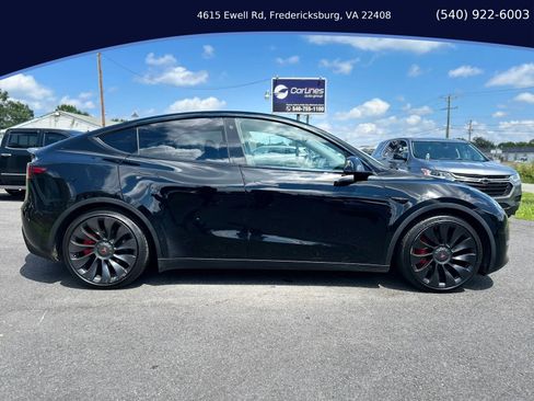 Used 2022 Tesla Model Y Performance AWD/4WD image 6