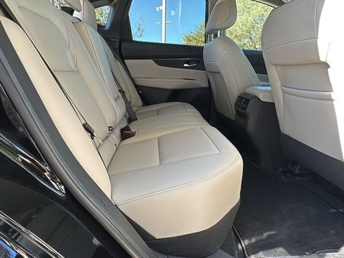 Used 2025 Nissan Murano SV image 25