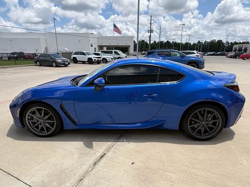 Used 2024 Subaru BRZ Limited RWD image 5