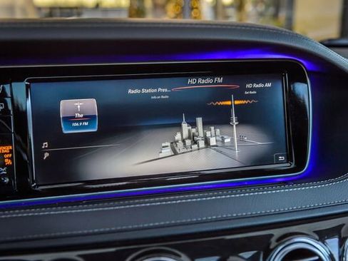 Used 2015 Mercedes-Benz S 550 Sedan image 21