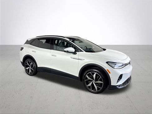 Used 2023 Volkswagen ID.4 Pro S image 4