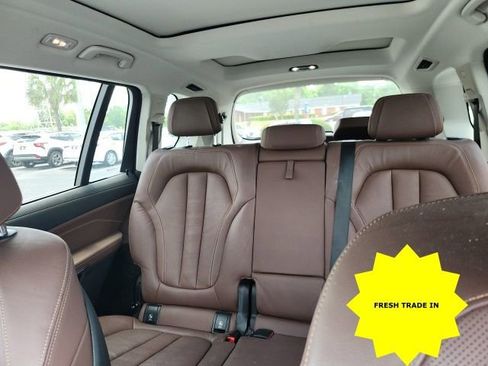 Used 2019 BMW X7 xDrive40i w/ Premium Package AWD/4WD image 4