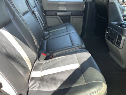 Used 2022 Ford F250 XLT w/ XLT Premium Package AWD/4WD image 9