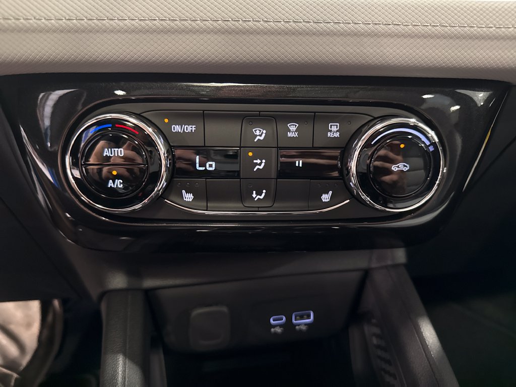 New 2026 Chevrolet TrailBlazer LT w/ Convenience Package AWD/4WD image 14