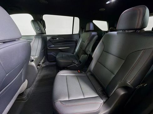 New 2026 Chevrolet Traverse Z71 w/ LPO, Floor Liner Package AWD/4WD image 17