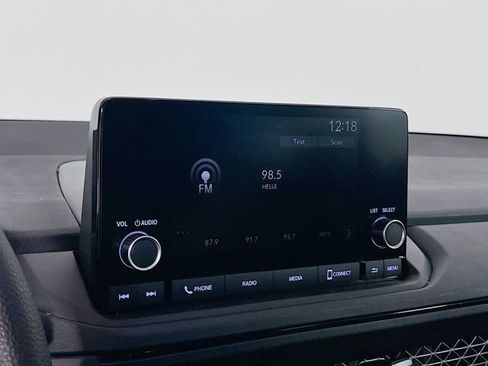 Certified 2023 Honda Accord EX image 15