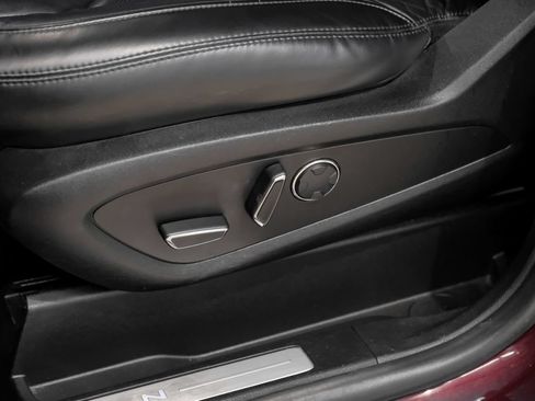 Used 2019 Lincoln MKC Select w/ Select Plus Package FWD image 41