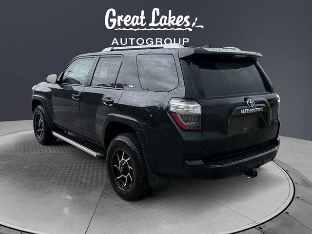 Used 2017 Toyota 4Runner SR5 Premium AWD/4WD image 3