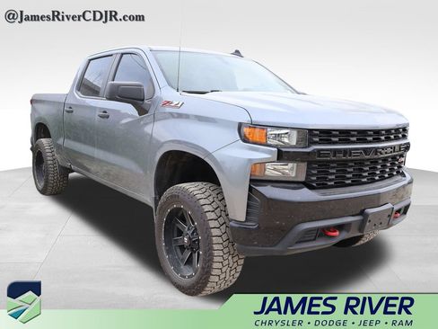 Used 2021 Chevrolet Silverado 1500 Custom Trail Boss AWD/4WD image 16