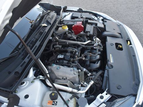 Used 2024 Nissan Sentra S image 15