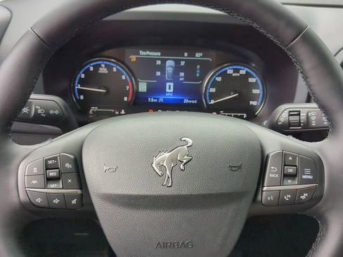Used 2024 Ford Bronco Sport Outer Banks w/ Tech Package AWD/4WD image 33