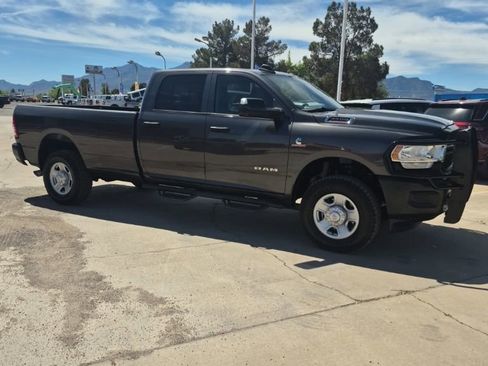 Used 2022 RAM 3500 Tradesman AWD/4WD image 3
