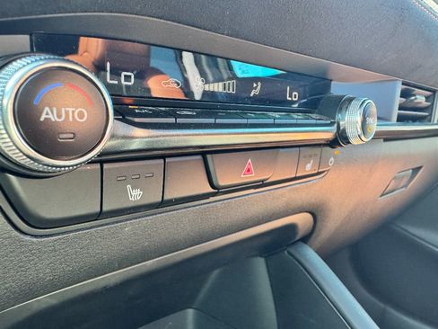 Certified 2025 MAZDA MAZDA3 Carbon image 22