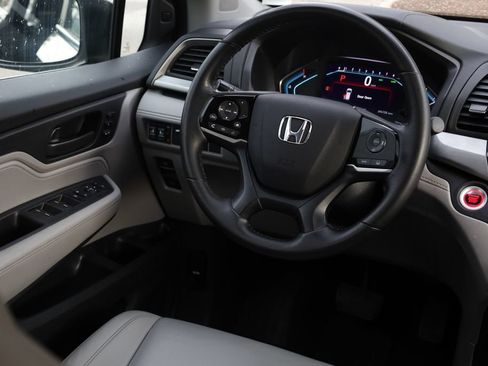 Used 2018 Honda Odyssey EX-L image 24