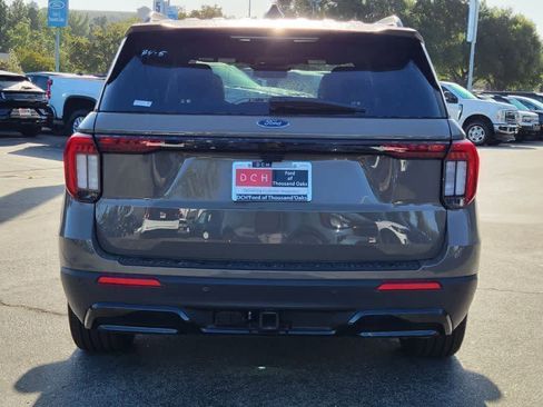New 2026 Ford Explorer ST-Line RWD image 3