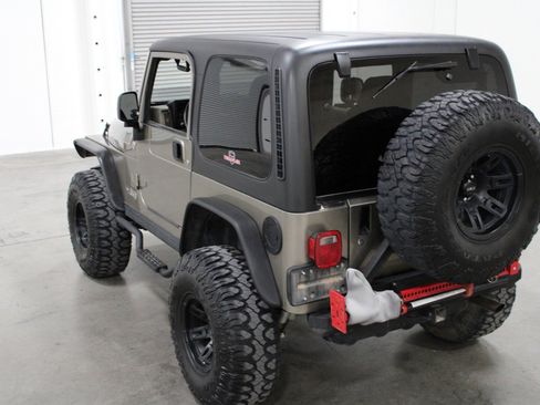 Used 2006 Jeep Wrangler Rubicon image 24