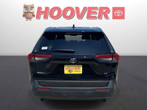 Used 2023 Toyota RAV4 LE FWD image 6