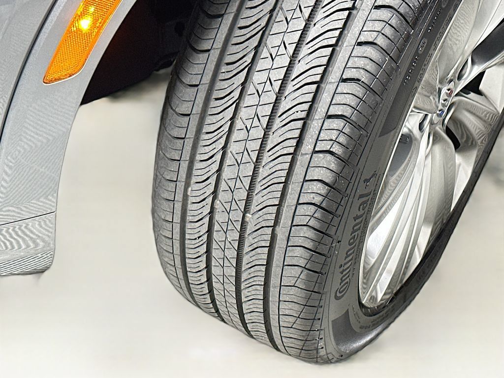 Used 2025 Buick Envista Avenir FWD image 25