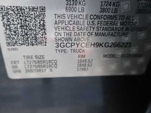 Used 2019 Chevrolet Silverado 1500 Custom Trail Boss w/ Custom Convenience Package AWD/4WD image 31