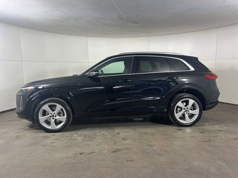 Used 2025 Audi Q5 Premium Plus w/ Premium Plus image 4