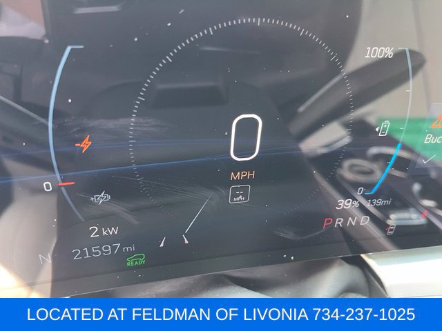Used 2024 Cadillac Lyriq Luxury w/ LPO, Floor Liner Package AWD/4WD image 8
