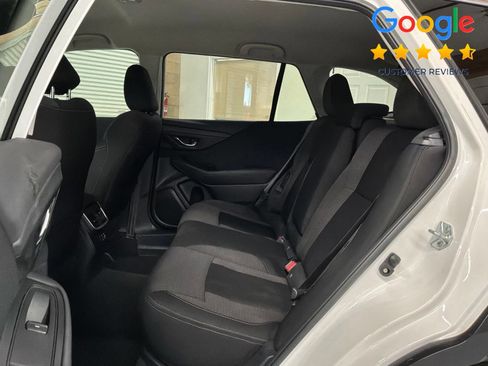 Used 2024 Subaru Outback Premium AWD/4WD image 18