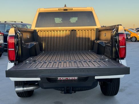 New 2025 Toyota Tacoma TRD Off-Road image 9