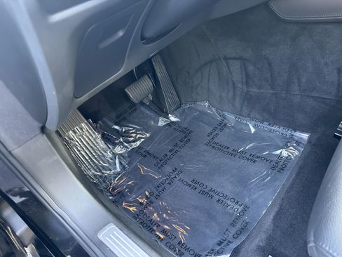 Certified 2023 Volvo S90 B6 Plus AWD/4WD image 17