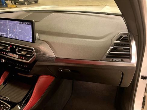 Certified 2023 BMW X4 xDrive30i w/ M Sport Package image 17