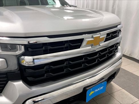 Used 2022 Chevrolet Silverado 1500 LT image 32