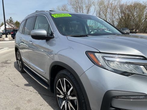 Used 2019 Honda Pilot Touring image 11