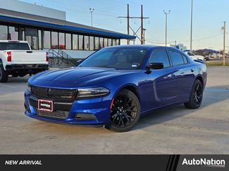 Used 2018 Dodge Charger SXT w/ Blacktop Package video 1