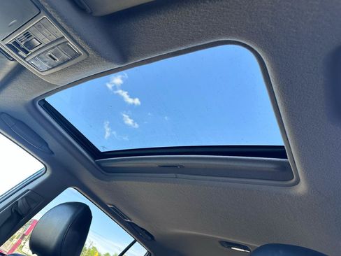 Used 2013 Toyota Highlander Limited FWD image 39